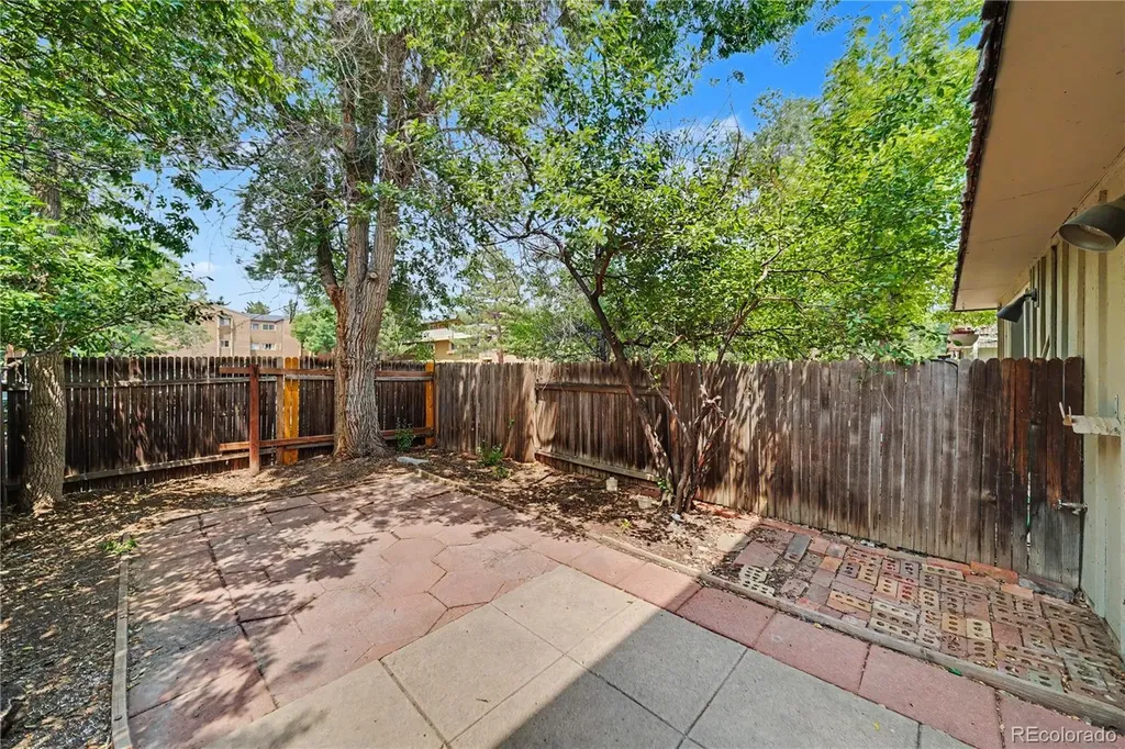 3280 Madison Avenue Boulder CO 80303