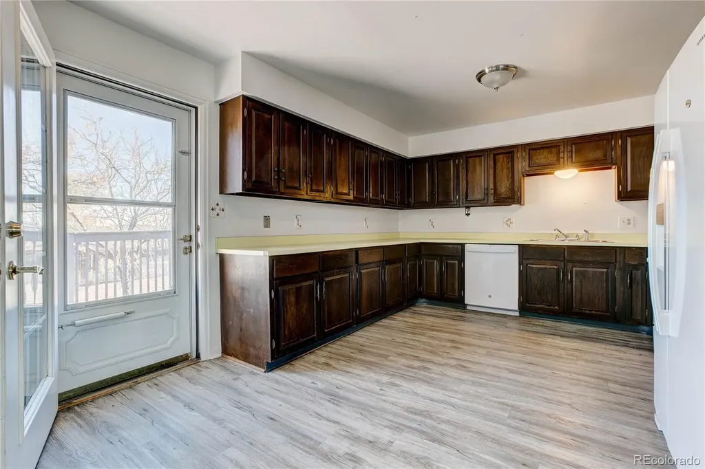 572 S Mcdonnell Street Byers CO 80103