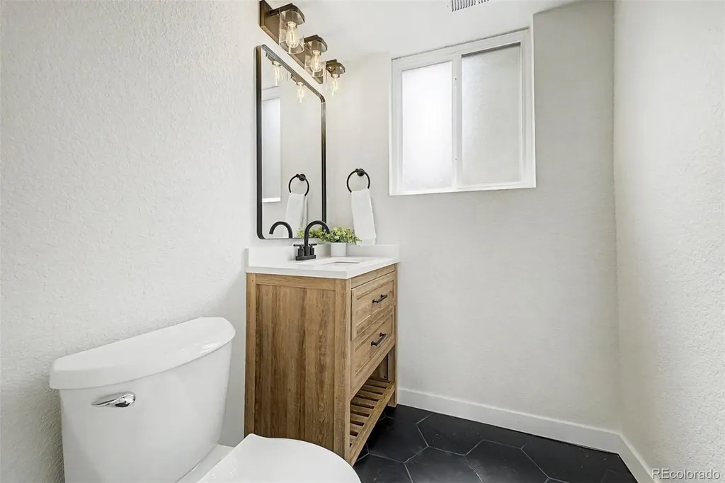 845 S Moore Street Denver CO 80226