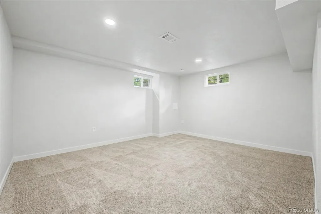 845 S Moore Street Denver CO 80226