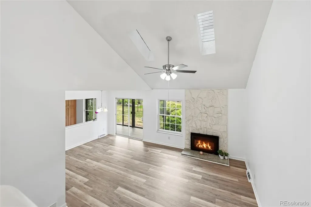 2770 S Heather Gardens Way Aurora CO 80014