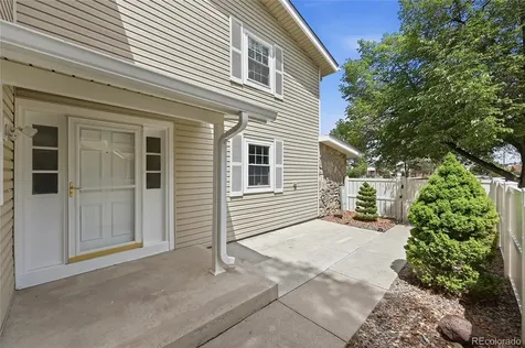 2770 S Heather Gardens Way Aurora CO 80014