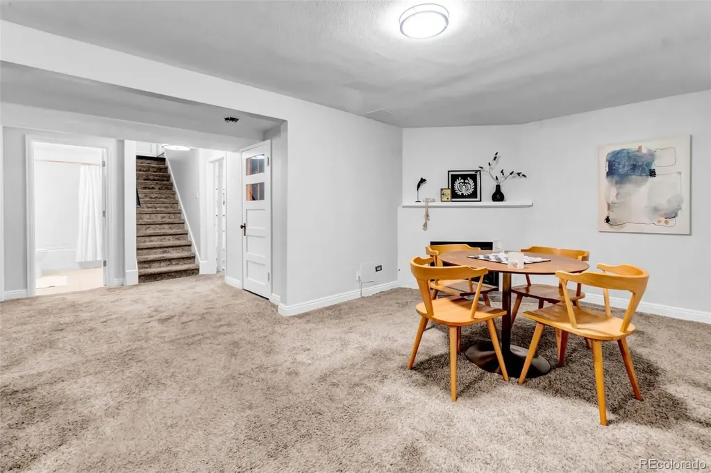 2534 Kearney Street Denver CO 80207