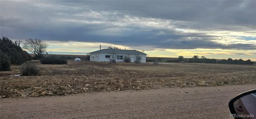 16996 County Road 19 Seibert CO 80834