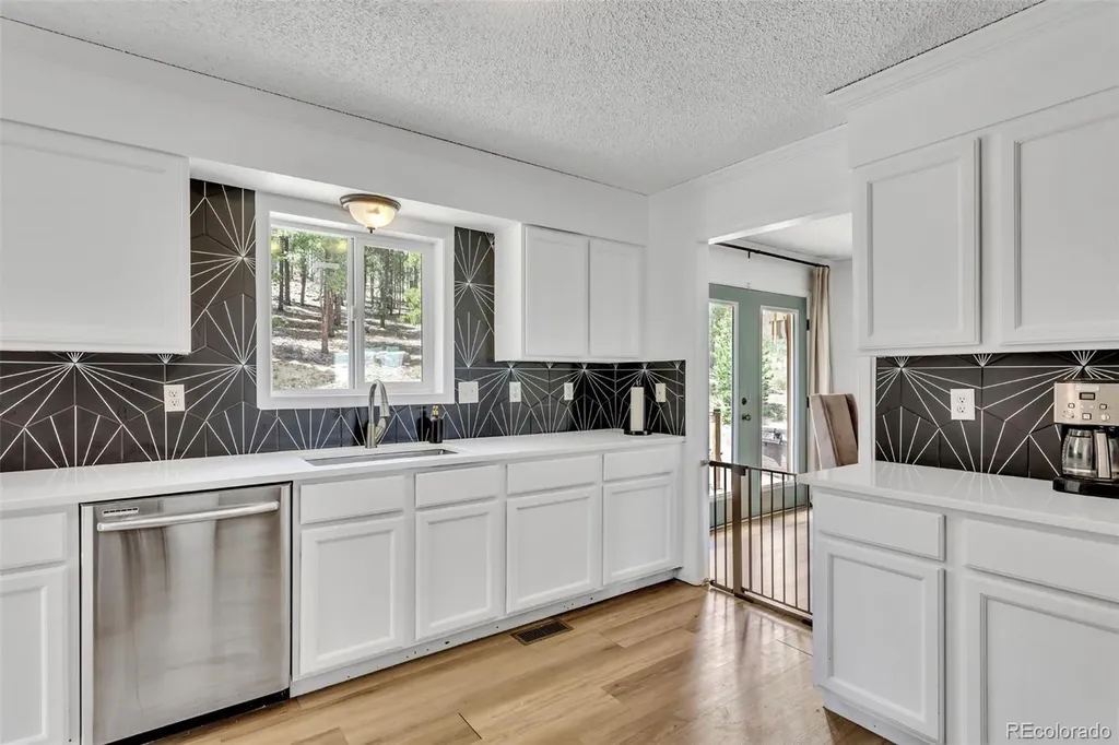 255 Divide View Drive Golden CO 80403