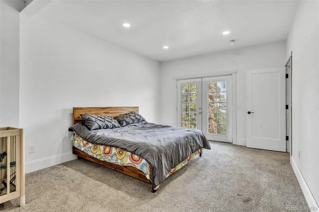 255 Divide View Drive Golden CO 80403