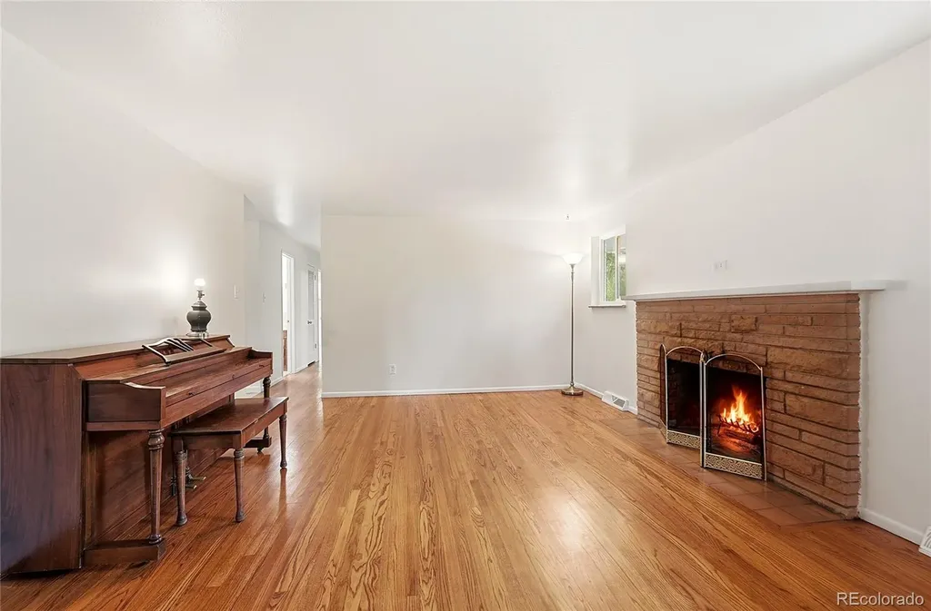 6761 S Cherokee Street Littleton CO 80120