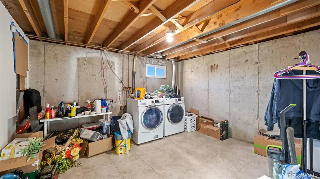 946 Hutchinson Drive Colorado Springs CO 80910