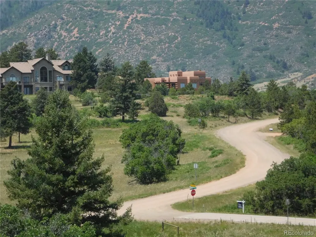5980 Country Club Drive Larkspur CO 80118