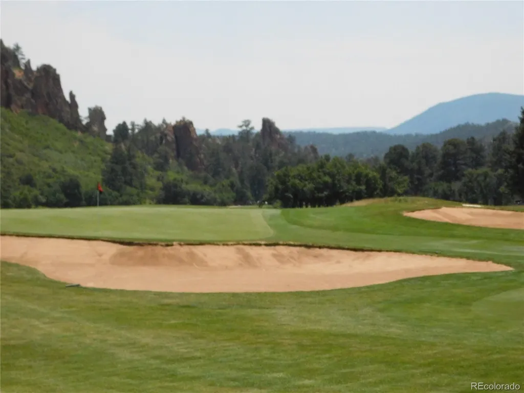 5980 Country Club Drive Larkspur CO 80118