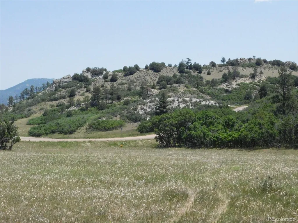 5980 Country Club Drive Larkspur CO 80118