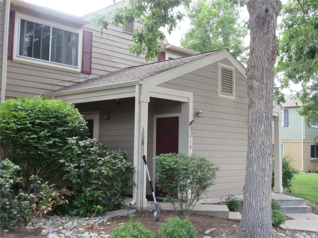 7018 E 1st Place Denver CO 80220