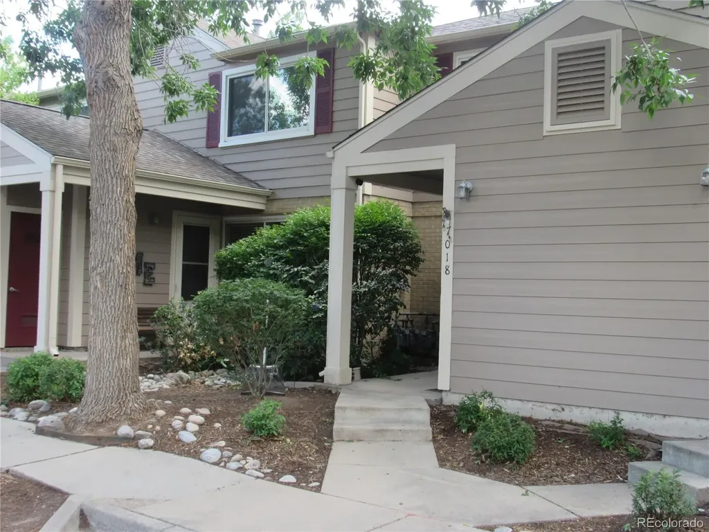 7018 E 1st Place Denver CO 80220