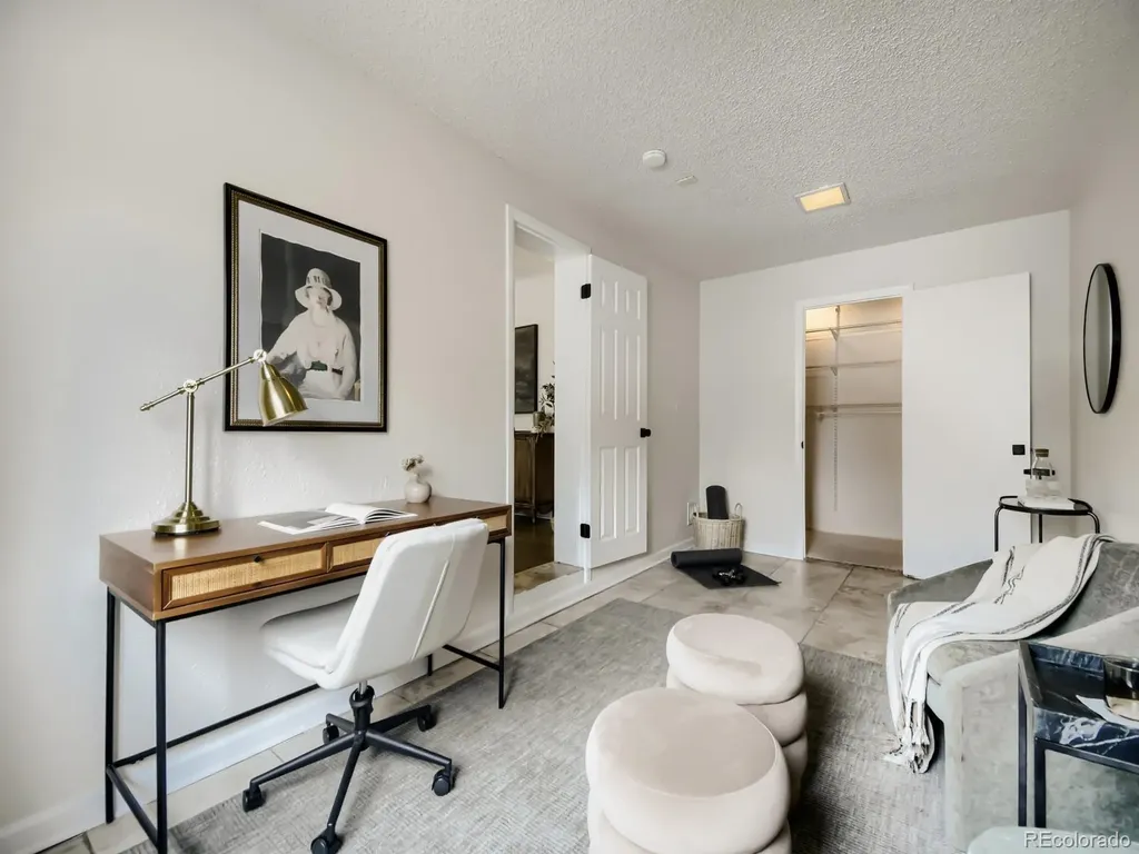 2431 Oneida Street Denver CO 80207