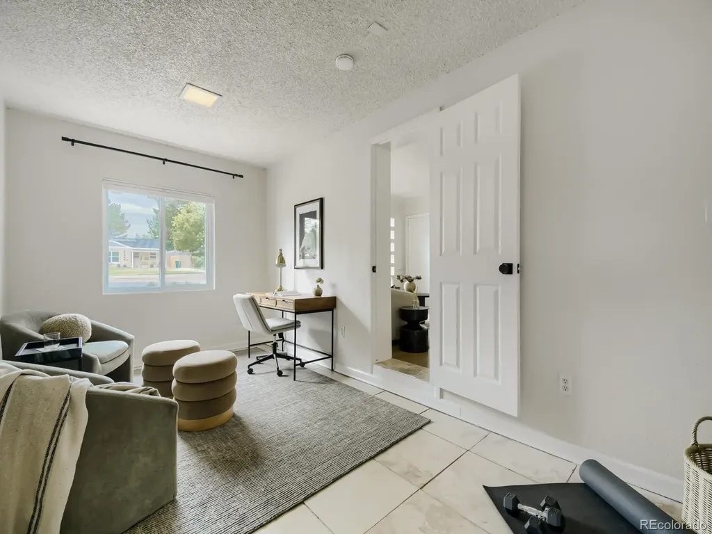 2431 Oneida Street Denver CO 80207