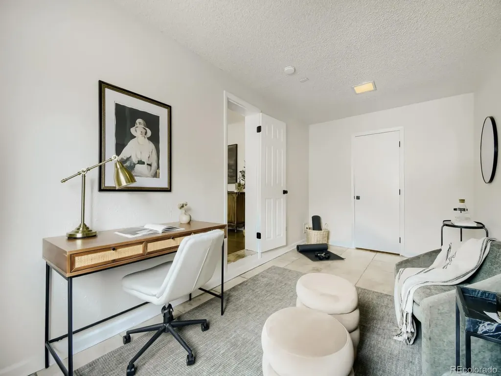 2431 Oneida Street Denver CO 80207
