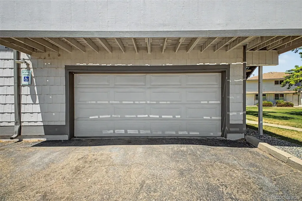 1182 S Eagle Circle Aurora CO 80012