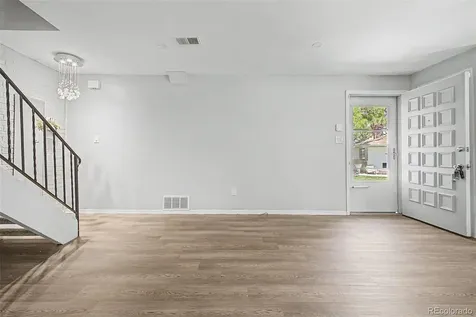 1182 S Eagle Circle Aurora CO 80012