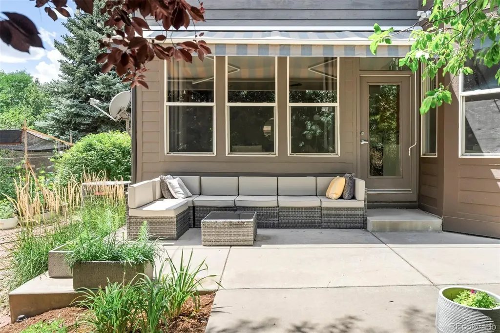 6140 S Newark Way Englewood CO 80111