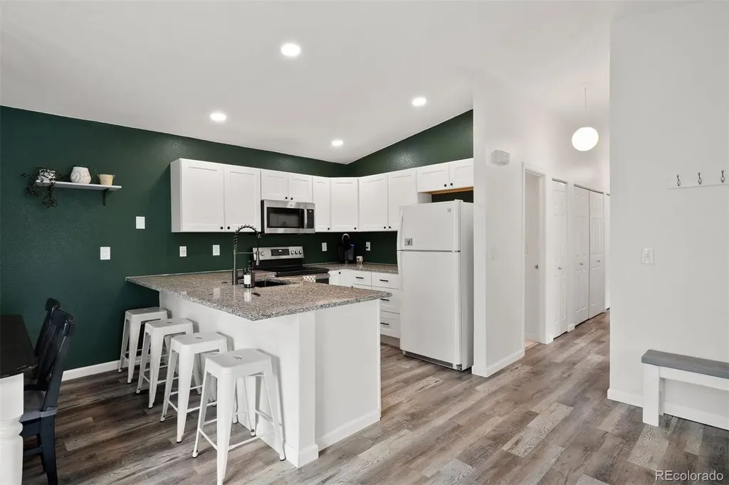 18284 W 58th Place Golden CO 80403