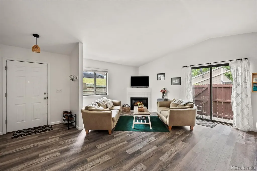 18284 W 58th Place Golden CO 80403