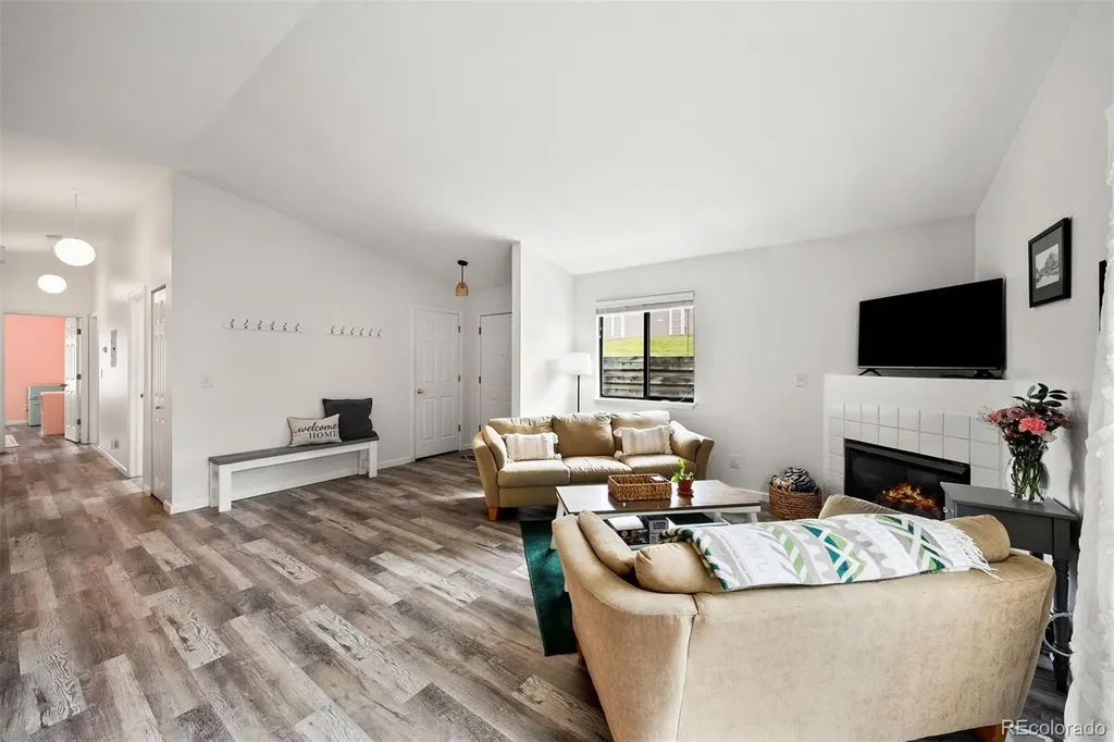 18284 W 58th Place Golden CO 80403