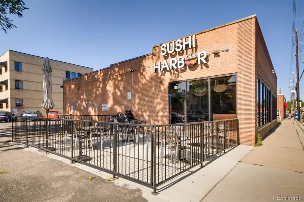 901 Glencoe Street Denver CO 80220