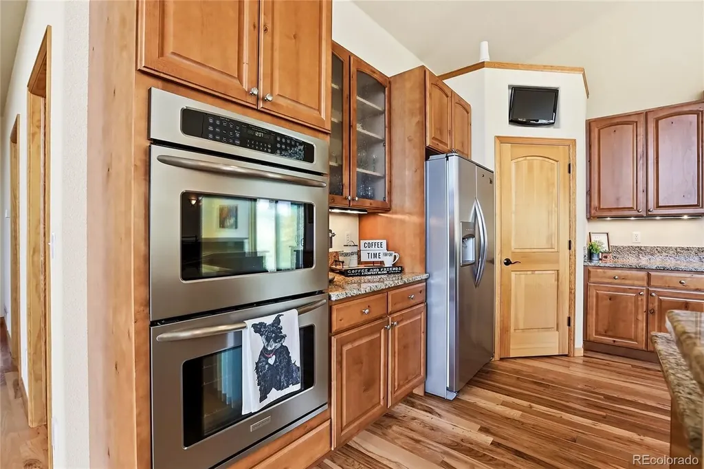 31735 Kiva Lane Evergreen CO 80439