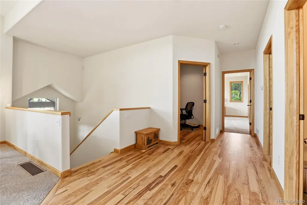 31735 Kiva Lane Evergreen CO 80439