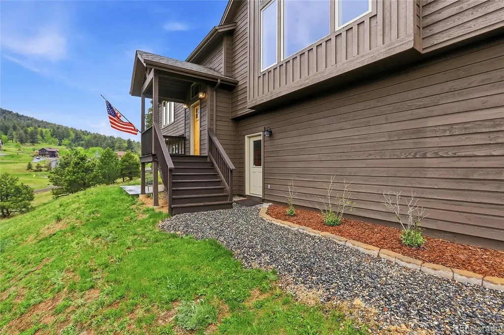 31735 Kiva Lane Evergreen CO 80439