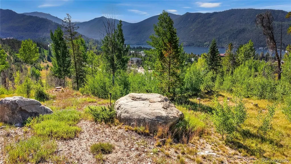 932 Old Tonahutu Ridge Road Grand Lake CO 80447