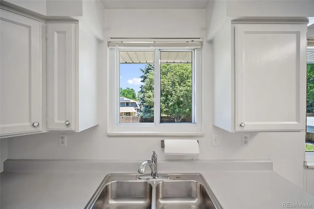 4695 W Stanford Avenue Denver CO 80236