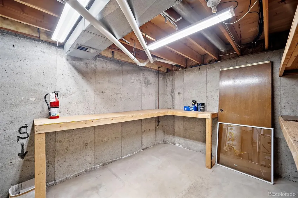 4695 W Stanford Avenue Denver CO 80236