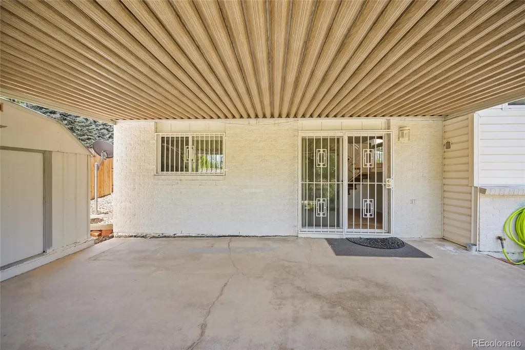 4695 W Stanford Avenue Denver CO 80236