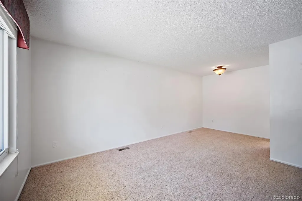 4695 W Stanford Avenue Denver CO 80236