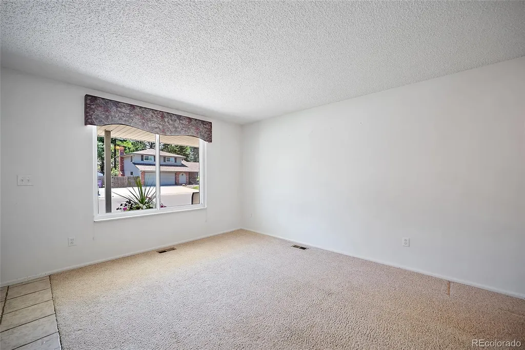 4695 W Stanford Avenue Denver CO 80236