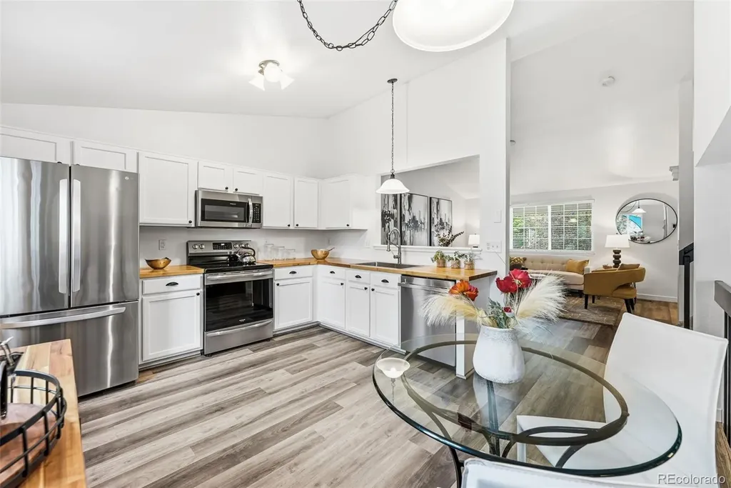 1306 Laurel Court Longmont CO 80504
