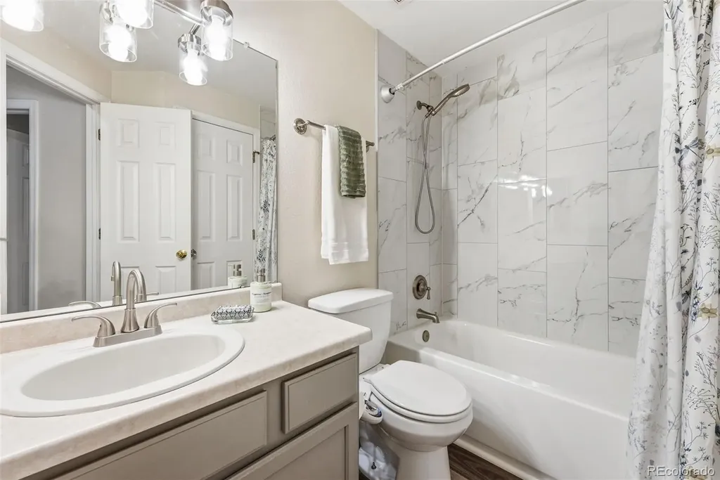 1306 Laurel Court Longmont CO 80504