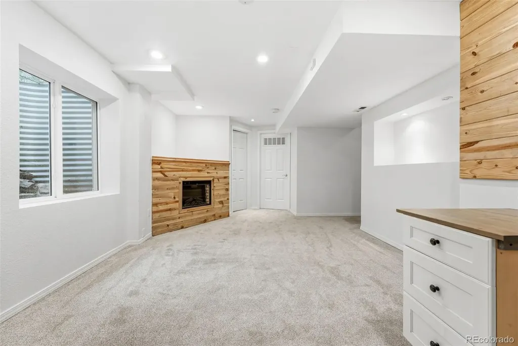 1306 Laurel Court Longmont CO 80504