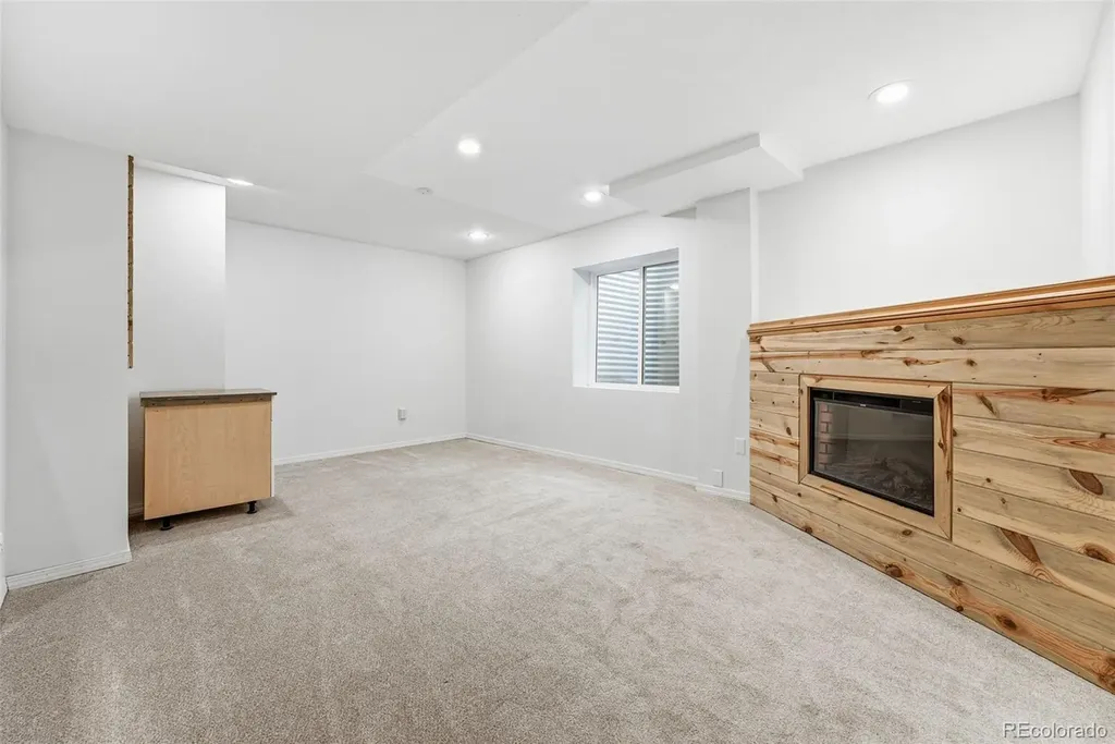 1306 Laurel Court Longmont CO 80504