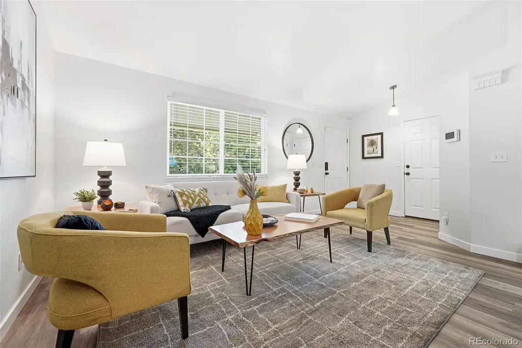 1306 Laurel Court Longmont CO 80504