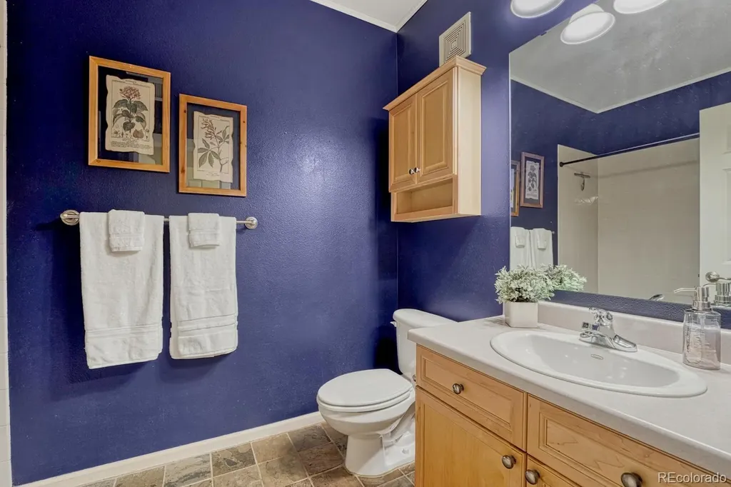 2818 Syracuse Street Denver CO 80238