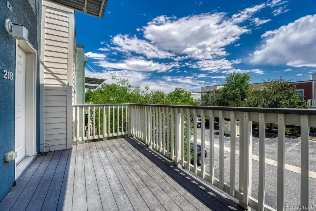 2818 Syracuse Street Denver CO 80238