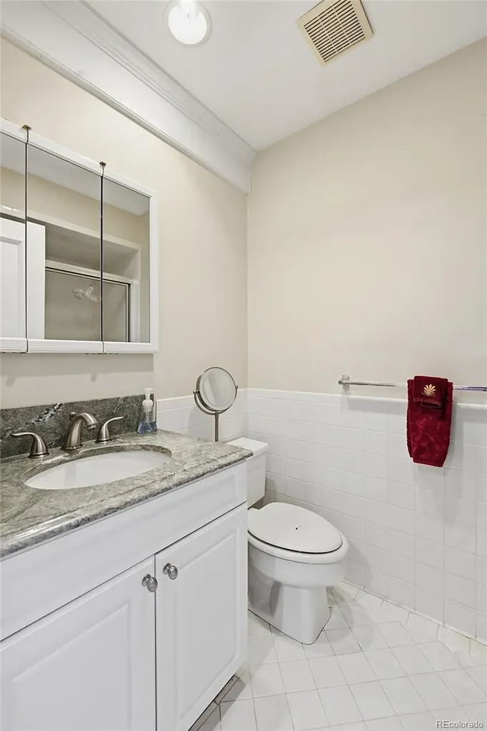 5875 S Goldsmith Place Englewood CO 80111