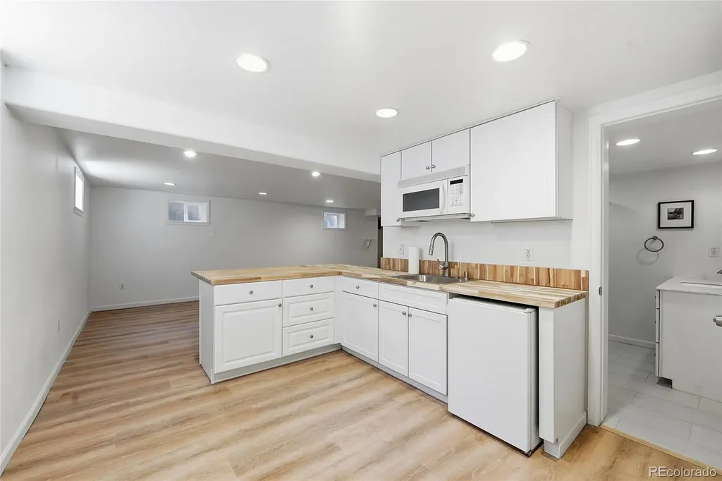 5875 S Goldsmith Place Englewood CO 80111
