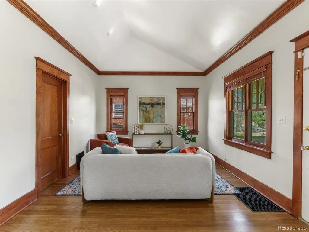2265 Ivanhoe Street Denver CO 80207