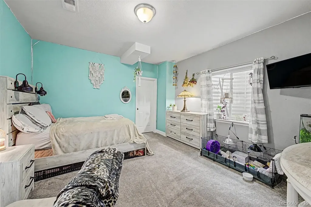 12509 Glencoe Street Thornton CO 80241