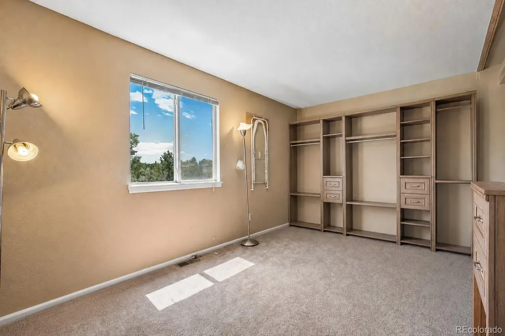 9470 W Indore Drive Littleton CO 80128