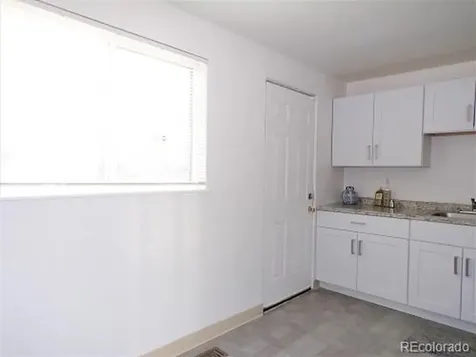 1129 Dallas Street Aurora CO 80010