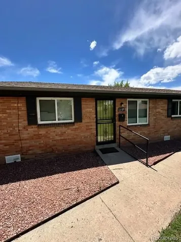 1129 Dallas Street Aurora CO 80010